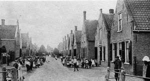 De Rijkestraat gezien vanaf de Strijense Dijk rond 1908