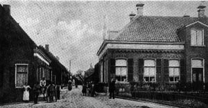 De Dorpsstraat rond 1910