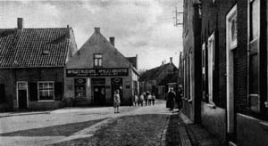 De hoek Nieuwstraat, Breestraat en Haagje in de jaren 30